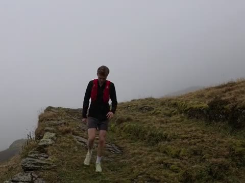 Test run in the fog in the Aer long sleeve, video